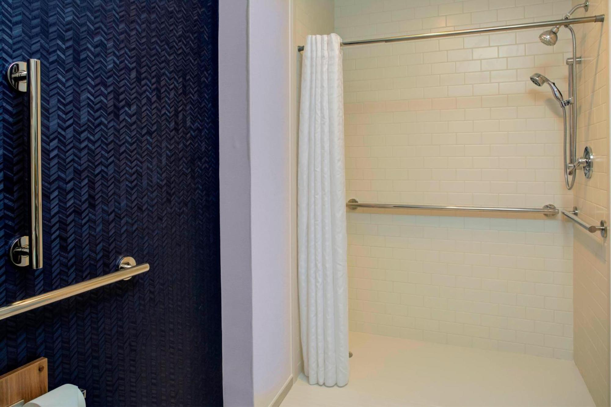 Fairfield Inn & Suites By Marriott Virginia Beach Oceanfront Экстерьер фото